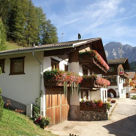 Ciasa Complojer Apartman La Valle Kültér fotó