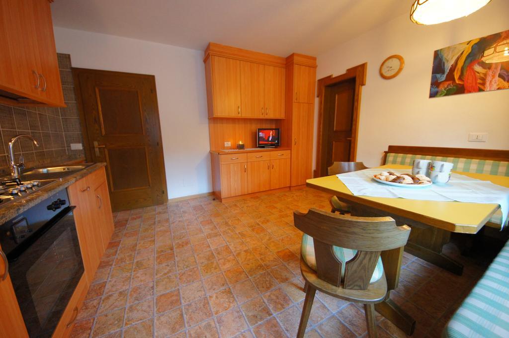 Ciasa Complojer Apartman La Valle Kültér fotó